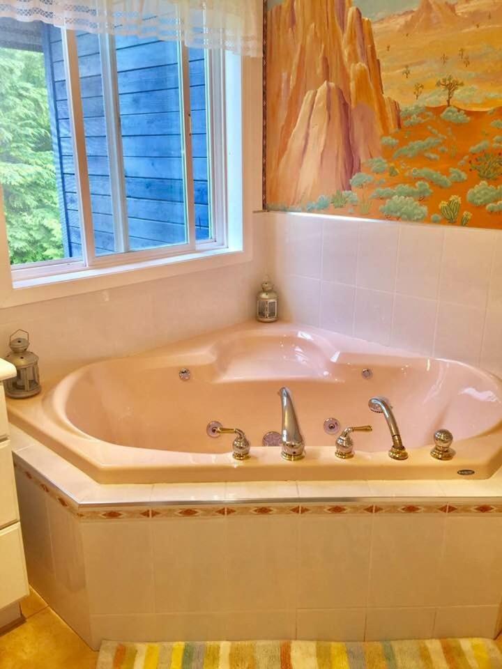 Seafarers Bed & Breakfast Tofino Exterior photo
